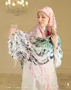 1001463560.webp