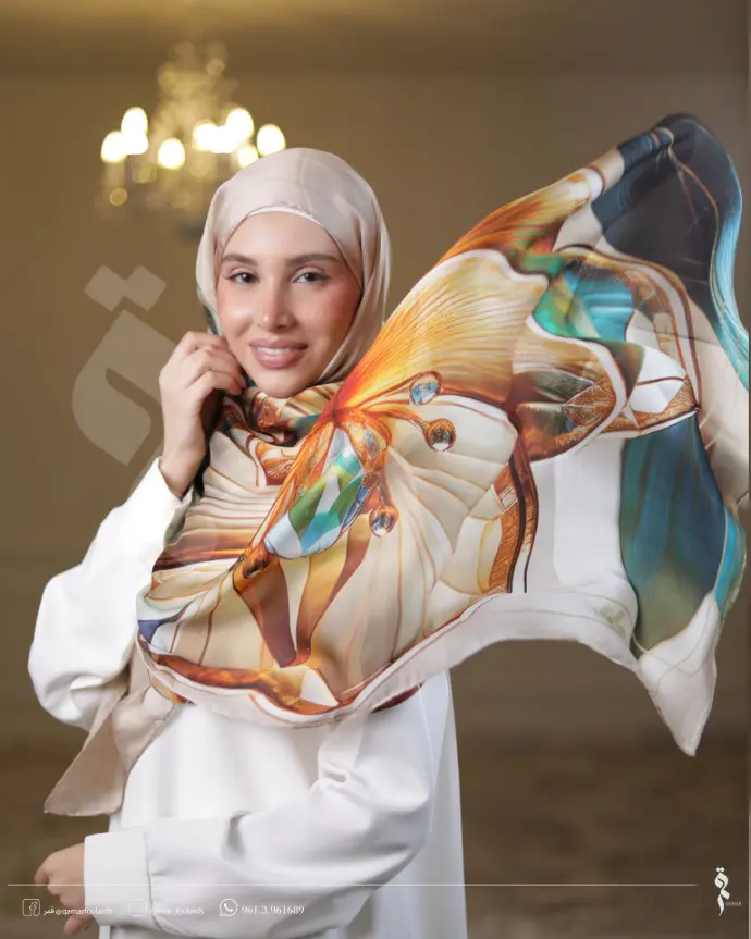 Jewelora beije shawl