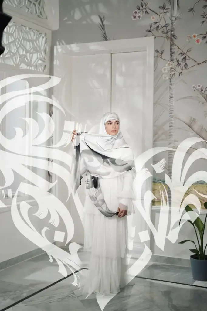 Ai Gate in white