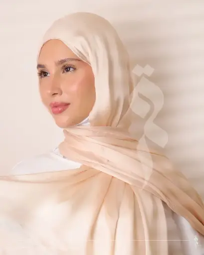 Plain saumon shawl
